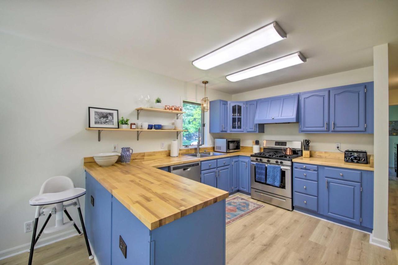 Modern Eckerty Home With Deck On Patoka Lake! Taswell Buitenkant foto