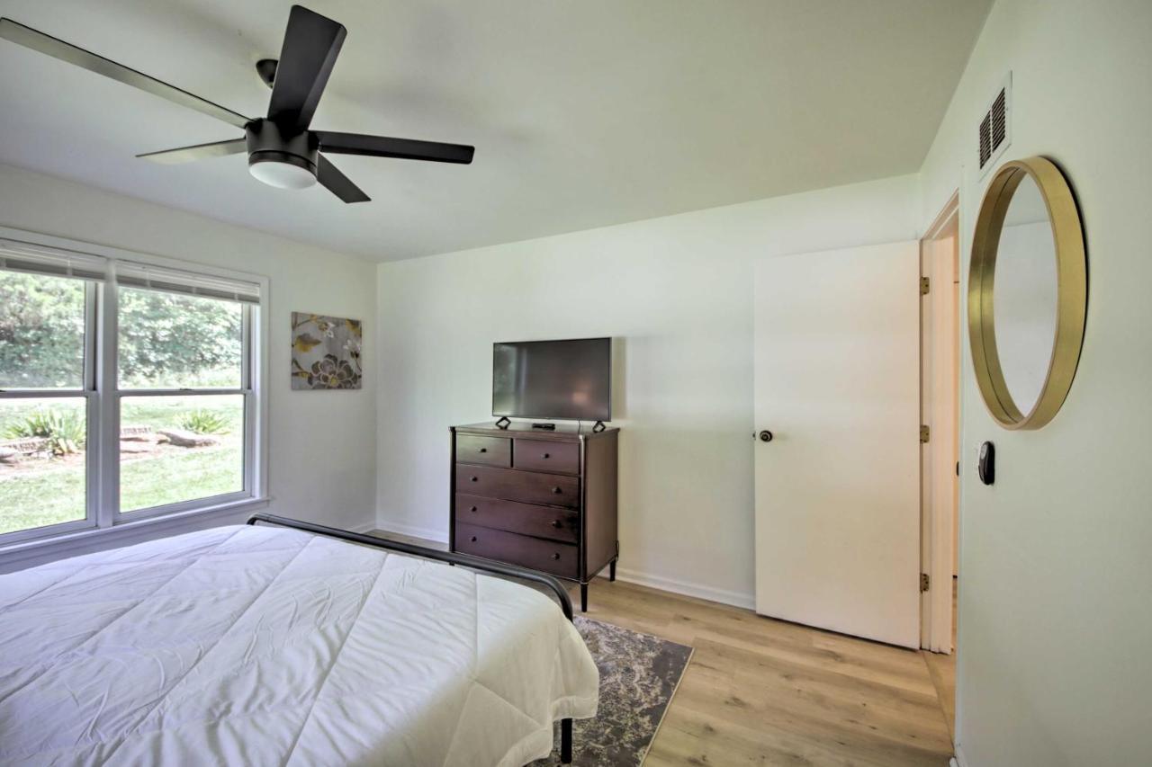 Modern Eckerty Home With Deck On Patoka Lake! Taswell Buitenkant foto